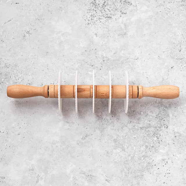 Adjustable Five Wheel Zigzag / Fluted Edge Rolling Pin Pasta or Pastry Cutter with Plastic Blades