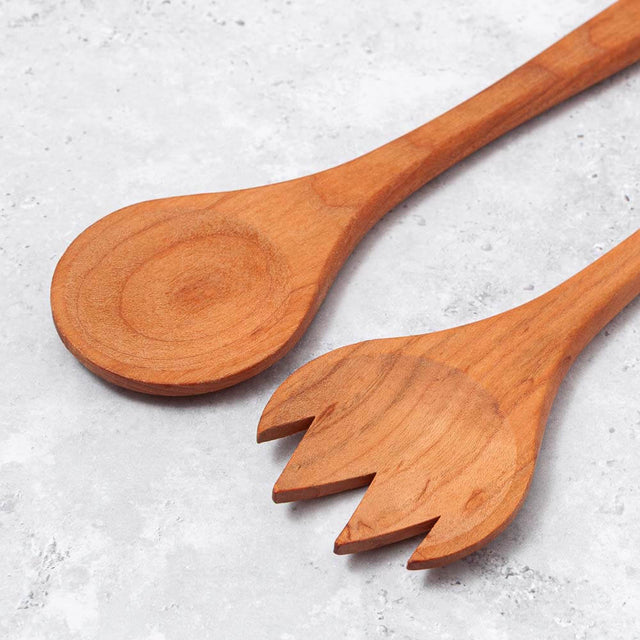 Salad servers set pair of spoons