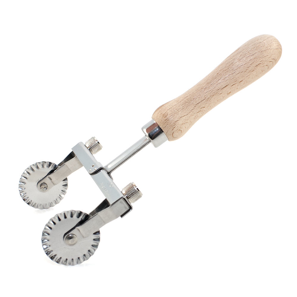 Traditional Homemade Pasta Tool Adjustable Two Wheel Pasta Cutter Zigzag edge