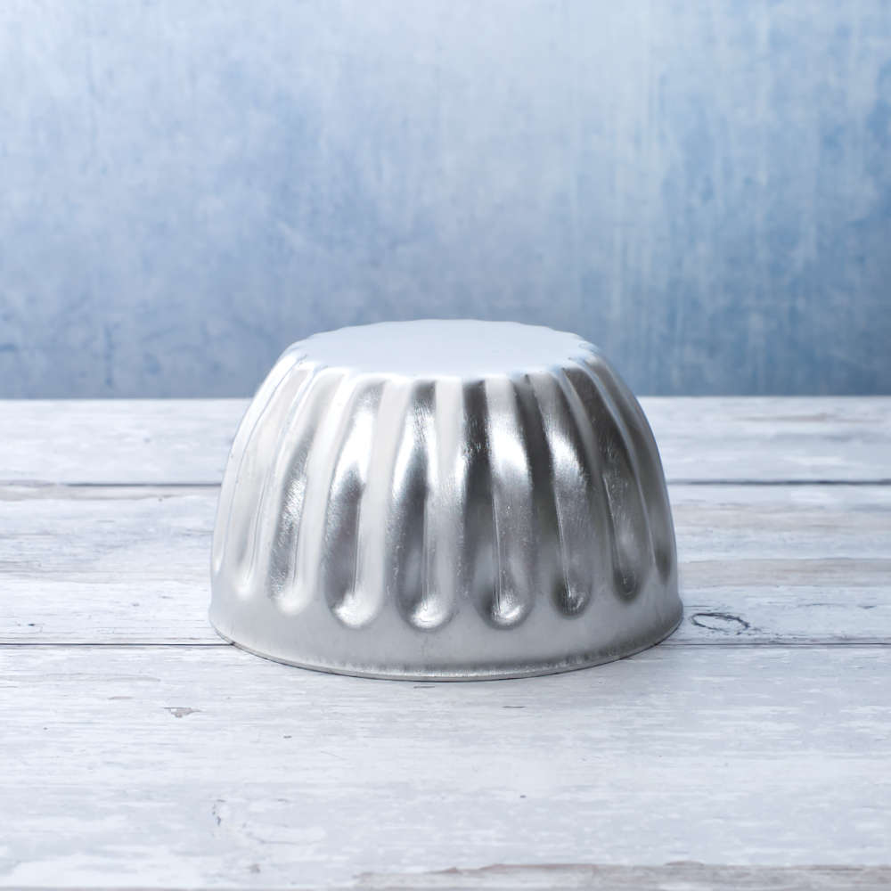 Mini Aluminium Round Festooned Pudding / Jelly Mould 7cm