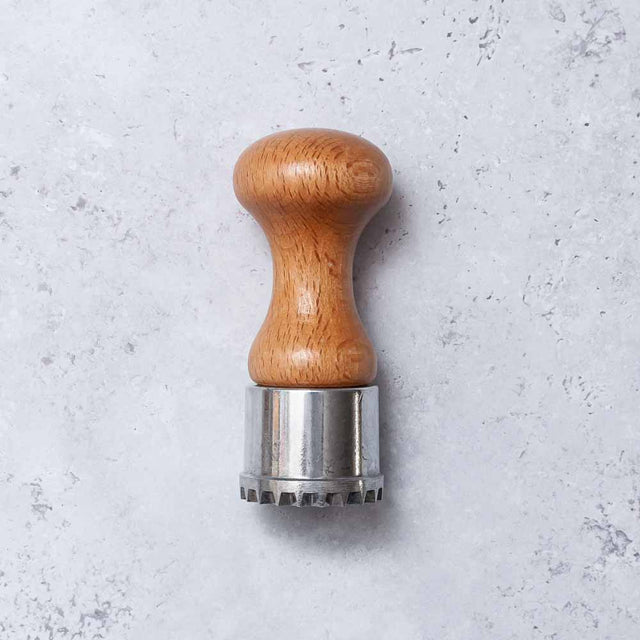 Round Aluminium Zigzag Edge Anolini / Ravioli Stamp Cutter with Automatic Release