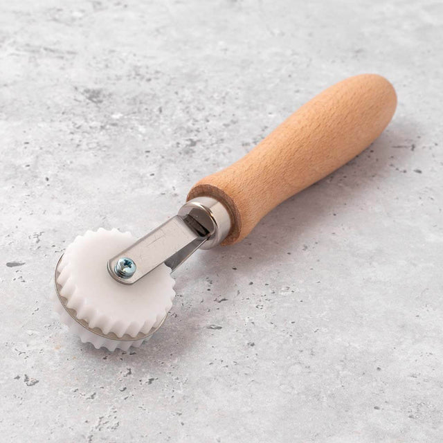 Straight Edge Cutting & Sealing Pastry Wheel 14mm