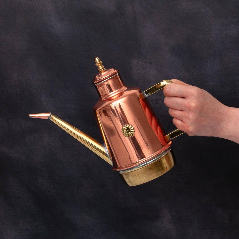 Neapolitan 'Oliera' Oil Can Cruet in Copper & Brass – Italian Neapolitan 'Oliera' Oil Can Cruet in Copper & Brass – Italian