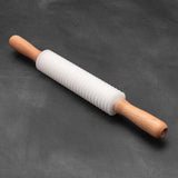 Straight Edge Spaghetti Rolling Pin with Plastic Blades - Thickness of Pasta Strips 0.5cm